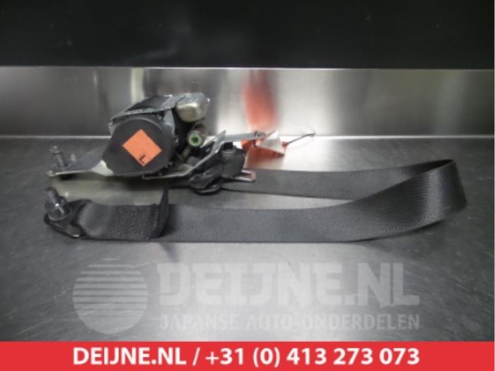 Suzuki Wagon R+ Front seatbelt, left O314903