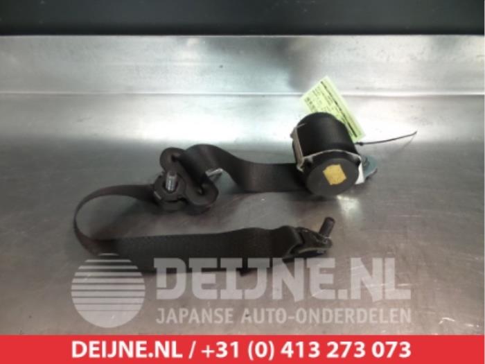 Suzuki Wagon R+ Rear seatbelt, left O315803