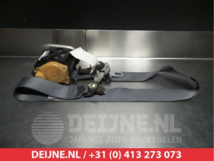 Suzuki Liana Veiligheidsgordel rechts-voor O315386