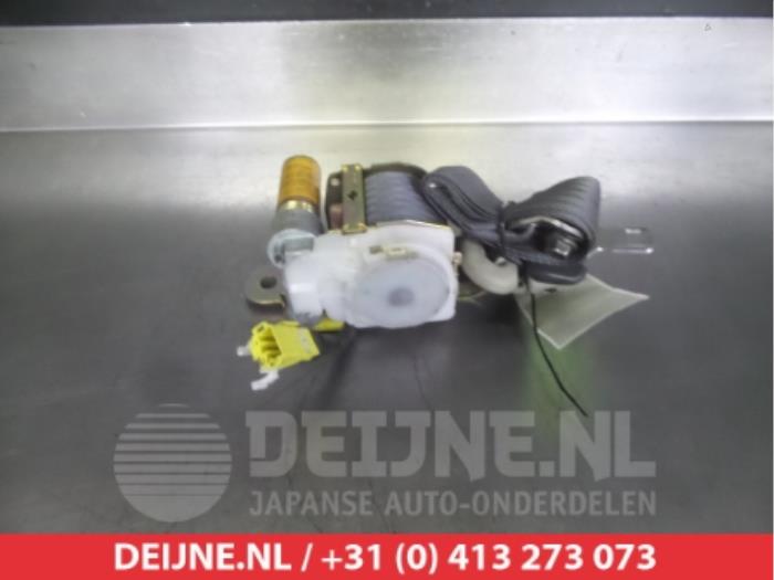 Daihatsu Sirion Sicherheitsgurt rechts vorne O315354