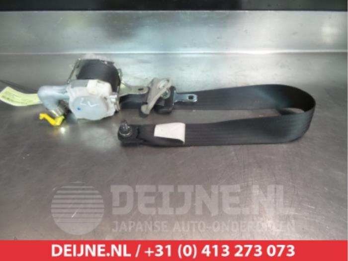 Daihatsu Trevis Front seatbelt, left O314870