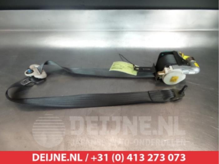 Mazda 2 Veiligheidsgordel rechts-voor O315024