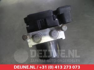 Gebruikte ABS Pomp Nissan Pixo (D31S) 1.0 12V Prijs € 75,00 Margeregeling aangeboden door V.Deijne Jap.Auto-onderdelen BV