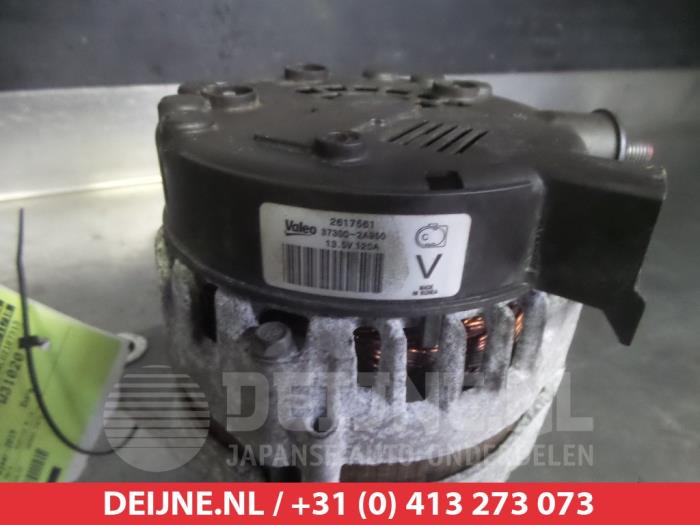 Dynamo van een Hyundai i20 Coupe 1.4 CRDi 16V 2015