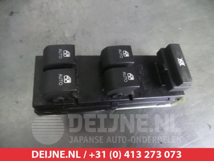 Kia Ceed Kombischalter Fenster O311854