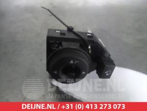 Gebruikte Spiegel Schakelaar Kia Venga 1.4 CRDi 16V Prijs op aanvraag aangeboden door V.Deijne Jap.Auto-onderdelen BV