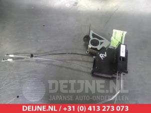 Kia Rio Front door lock mechanism 4-door, right O280921 photo 2