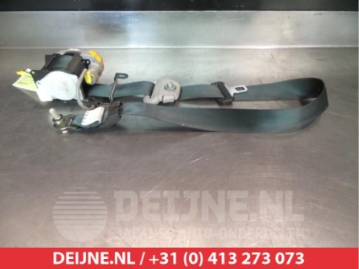Mitsubishi Pajero Sicherheitsgurt rechts vorne O315276