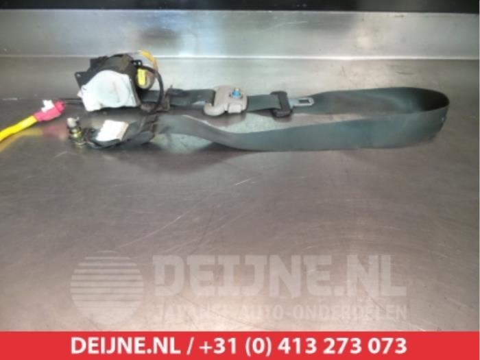 Mitsubishi Pajero Veiligheidsgordel links-voor O314811