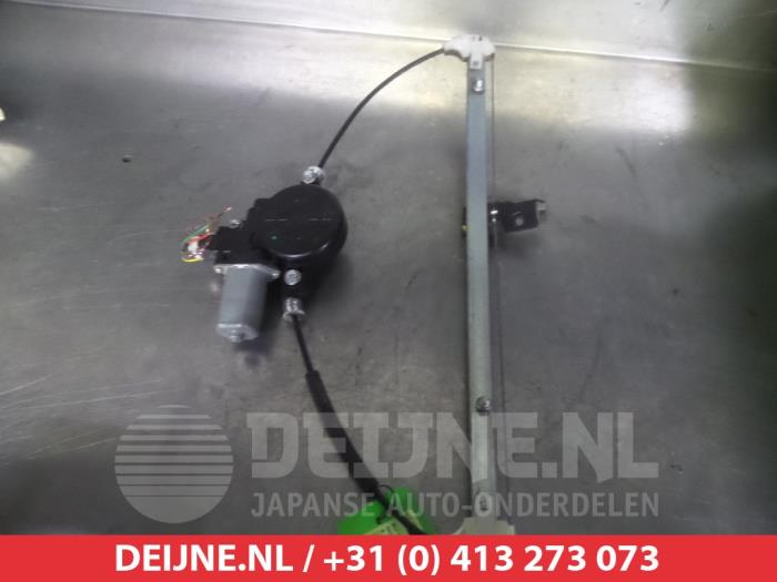 Mazda 6 Ruitmechaniek 4Deurs links-achter O290258