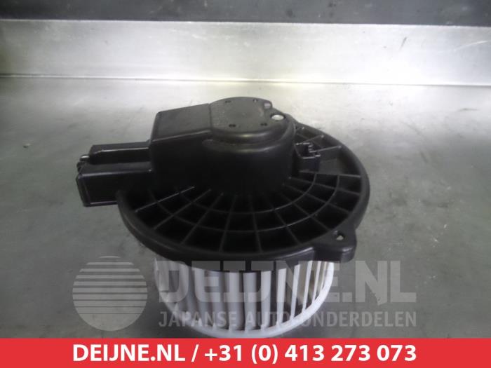 Mazda CX-3 Heizung Belüftungsmotor O366905