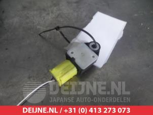 Toyota Aygo Airbag-Sensor O334569 foto 2