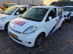 Daihatsu Sirion Tür 4-türig links vorne O272719 foto 3