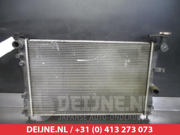 Gebruikte Radiateur Mitsubishi Colt (Z2/Z3) 1.1 12V Prijs € 35,00 Margeregeling aangeboden door V.Deijne Jap.Auto-onderdelen BV
