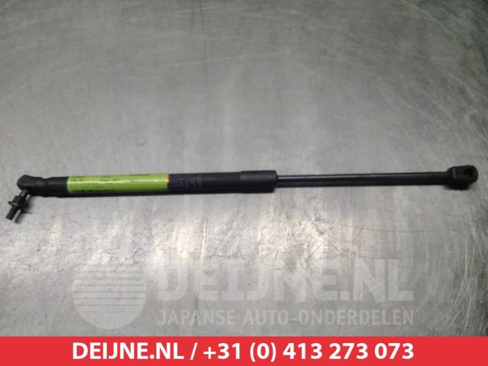 Hyundai I20 Gasdemper links-achter O293755