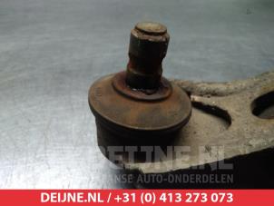 Chevrolet Matiz Querlenker unten rechts vorne O381939 foto 2