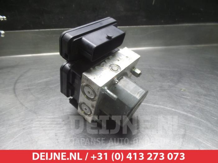Gebruikte ABS Pomp Nissan Qashqai (J11) 1.2 DIG-T 16V Prijs € 75,00 Margeregeling aangeboden door V.Deijne Jap.Auto-onderdelen BV