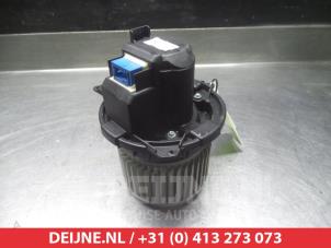 Gebruikte Kachel Ventilatiemotor Nissan Micra (K14) 0.9 IG-T 12V Prijs op aanvraag aangeboden door V.Deijne Jap.Auto-onderdelen BV
