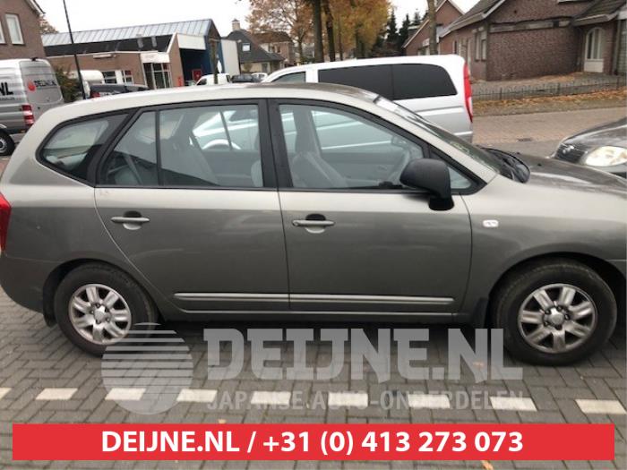 Kia Carens Portier 4Deurs rechts-achter O286369