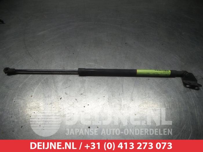 Mazda 3 Gasdemper links-achter O293529