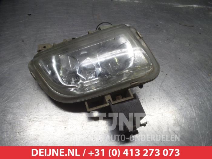 Mazda MPV Mistlamp rechts-voor O268323