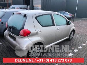 Toyota Aygo Portier 4Deurs rechts-achter O286833 foto 2