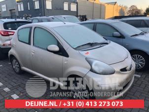 Toyota Aygo Portier 4Deurs rechts-achter O286833 foto 3