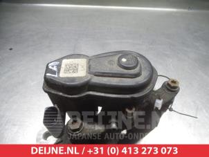 Nissan Qashqai Bremszange links hinten O376194 foto 3