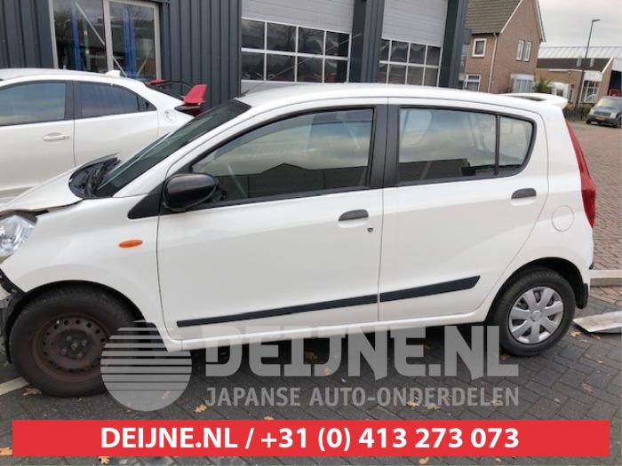 Daihatsu Cuore Portier 4Deurs links-voor O272698