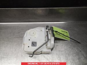 Mitsubishi Space Star Front door lock mechanism 4-door, right O280973 photo 2