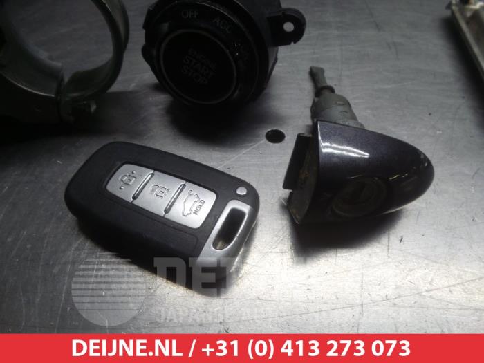 Kia Rio Slotenset Cilinder (compleet) O278225
