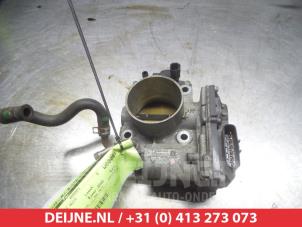 Honda CR-V Throttle body O356303 photo 2