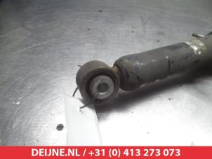Nissan 370Z Schokdemperpoot rechts-voor O321393 foto 3