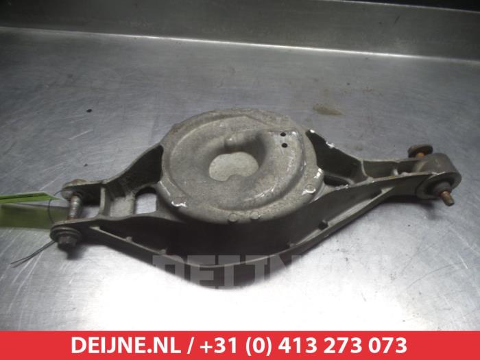Nissan 370Z Draagarm rechts-achter O384220