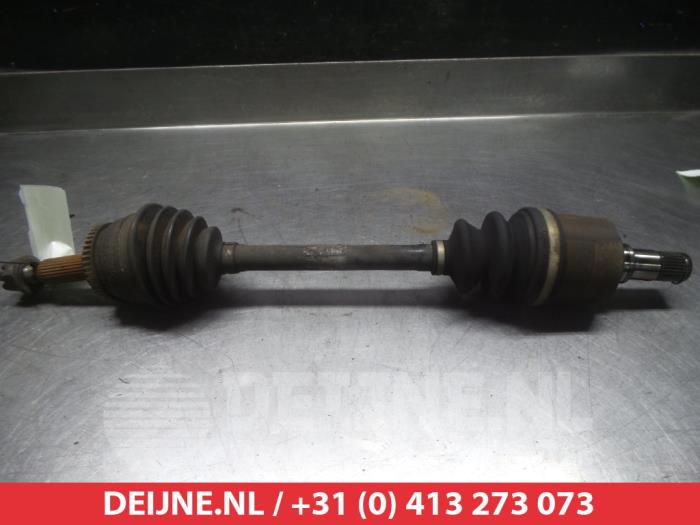 Gebruikte Steekas links-voor Hyundai i30 (FD) 2.0 CRDi 16V Prijs € 40,00 Margeregeling aangeboden door V.Deijne Jap.Auto-onderdelen BV