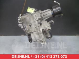Nissan Navara 4x4 transfer box O373913 photo 2