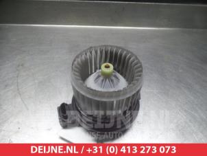 Mitsubishi i-MiEV Heating and ventilation fan motor O367190 photo 3
