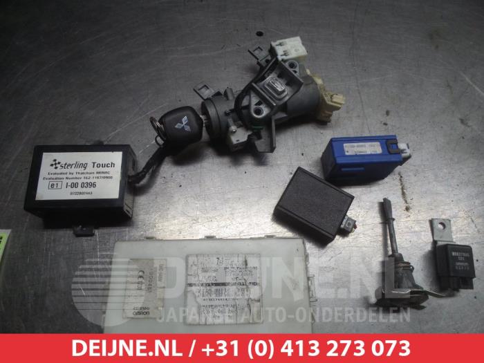 Mitsubishi i-MiEV Zündschloss+Schlüssel O335487