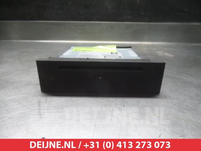 Mazda MX-5 CD Speler O312632