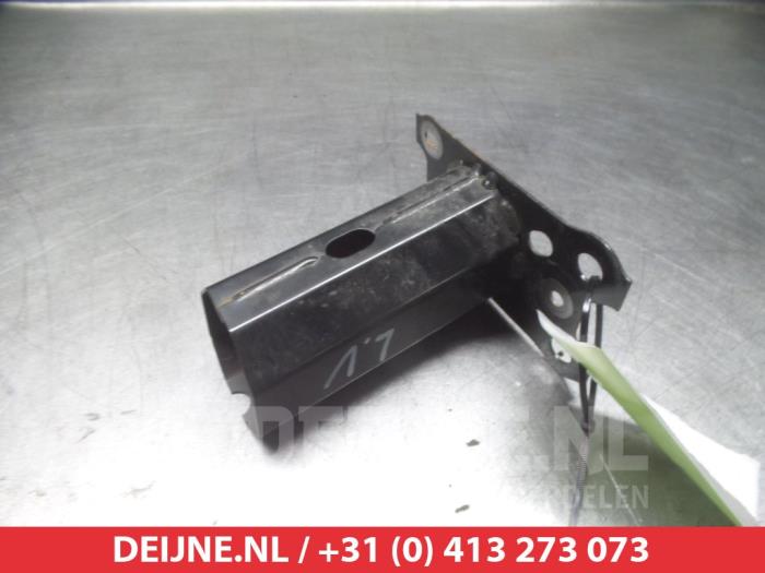 Mazda MX-5 Bumpersteun links-voor O264963