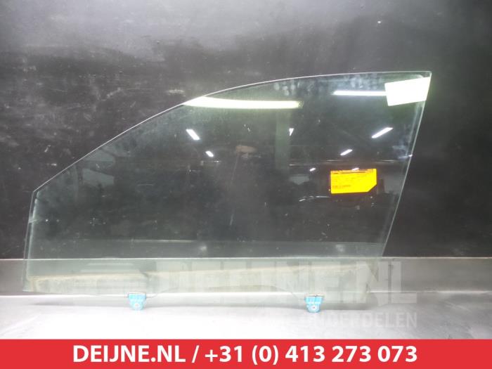 Mitsubishi Outlander Portierruit 4Deurs links-voor O274131