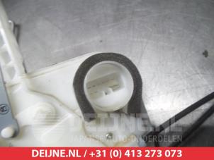 Mitsubishi Outlander Door lock mechanism 4-door, front left O279636 photo 4
