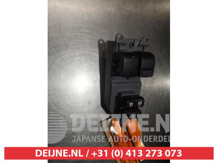 Toyota Yaris Combischakelaar ramen O312527