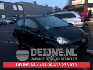 Toyota Aygo Tür 2-türig rechts O272048 foto 2