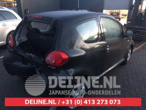 Toyota Aygo Tür 2-türig rechts O272048 foto 3