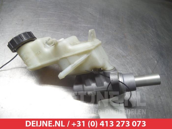 Toyota Yaris Hauptbremszylinder O337111