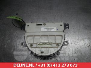 Nissan Micra Heater control panel O305752 photo 2