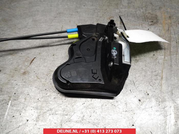 Suzuki Celerio Deurslot Mechaniek 4Deurs rechts-voor O281146