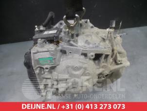 Suzuki SX-4 Getriebe O373011 foto 3