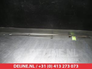 Gebruikte Handrem Kabel Kia Picanto (TA) 1.0 12V Prijs € 35,00 Margeregeling aangeboden door V.Deijne Jap.Auto-onderdelen BV